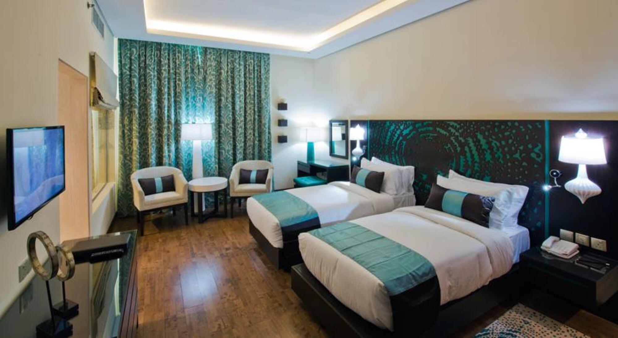 Signature Hotel Al Barsha Dubai Exteriör bild